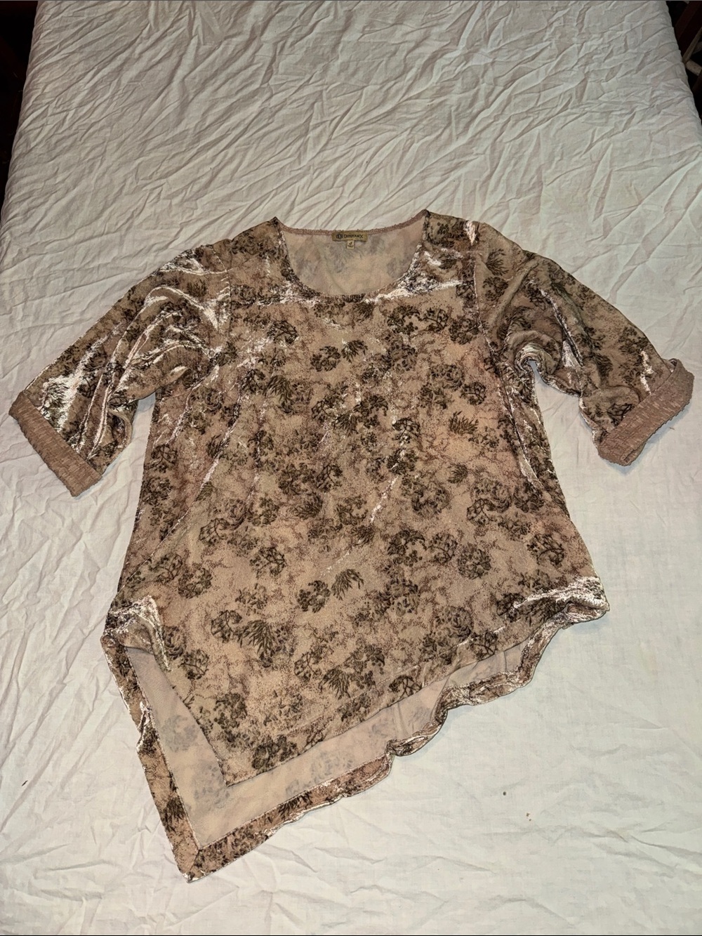 Democracy Floral Burnout Velvet Handkerchief Hem Top Small